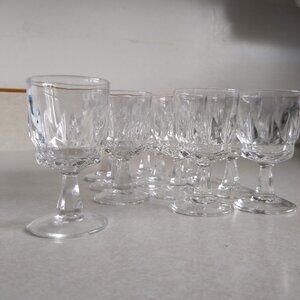 vintage 70s Arcoroc apertif liqueur sipping petite goblets glasses